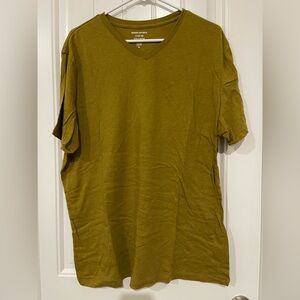 Banana republic Fitted Vee T-Shirt For Men